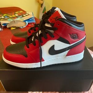 Air jordan chicago toe mids